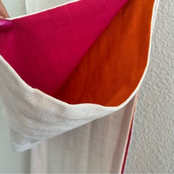 Jonathan Adler Reversible Peace Love Scarf with Hand Pockets - Picture 5 of 10